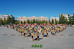 鹤岗卫生学校